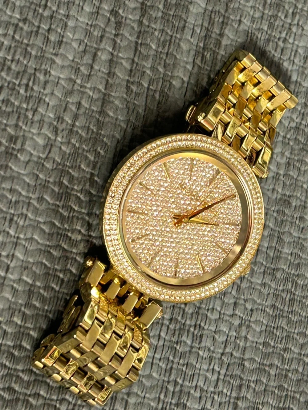 Michael Kors sparkling pavé